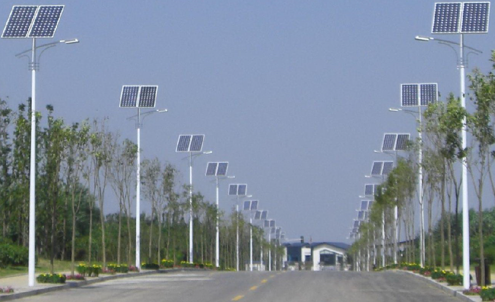 关于太阳能路灯怎么给甲方报价的问题？