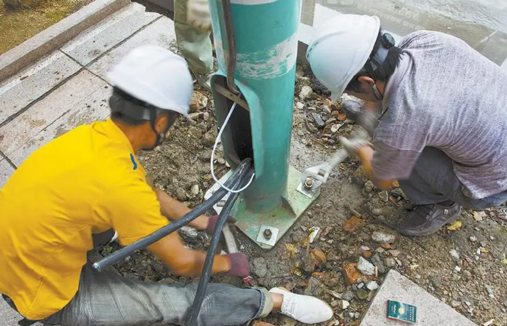 太阳能路灯安装方法及怎么安装施工